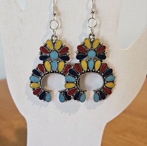 NWT'S - IDYLLWIND - Colorful Squash Blossom 2" Earrings